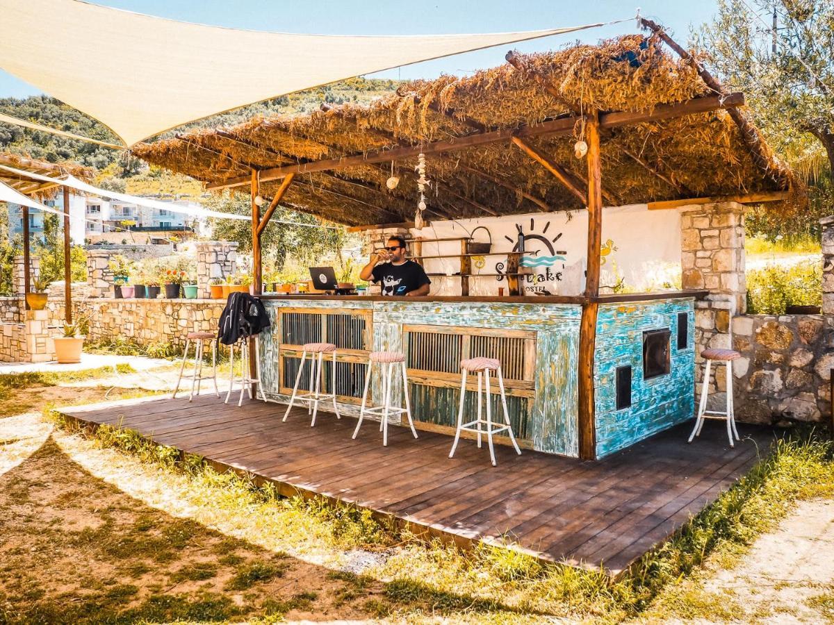 Sun Bakers Hostel Himare Bagian luar foto